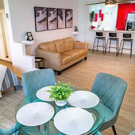 סן חואן Beachfront Bliss At Isla Verde מראה חיצוני תמונה
